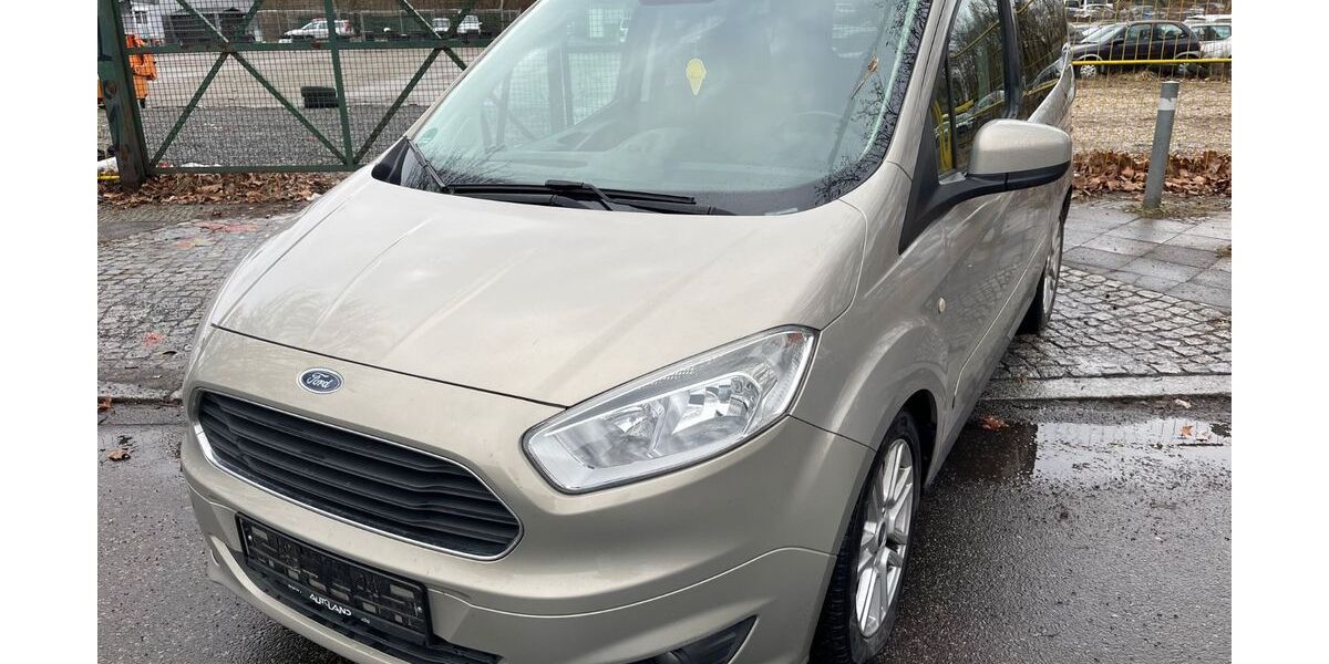 Ford Tourneo Courier 134.000 km 5.980 &euro; Berlin 12349