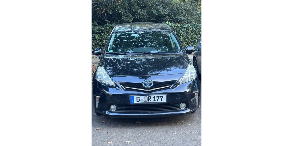 Toyota Prius Plus 244.000 km 8.250 &euro; Berlin 10178