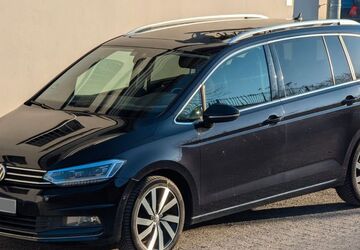 VW Touran 241.000 km 11.450 &euro; Berlin 10315