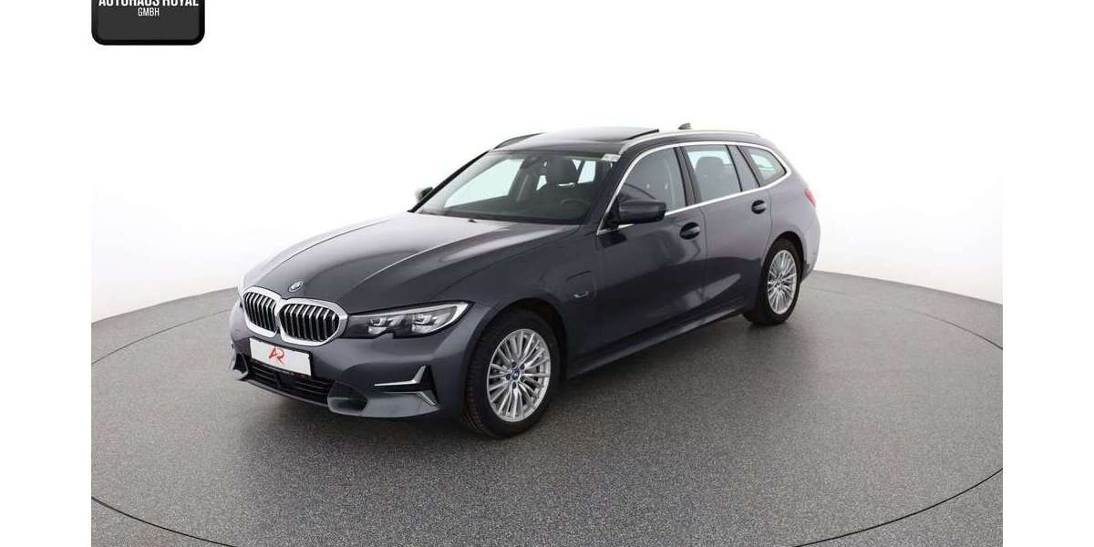 BMW 330 88.898 km 25.880 &euro; Berlin 12103