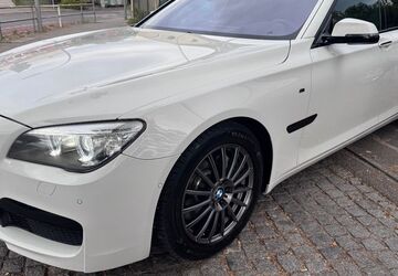BMW 730 263.000 km 14.990 &euro; Berlin - Tempelhof 12107