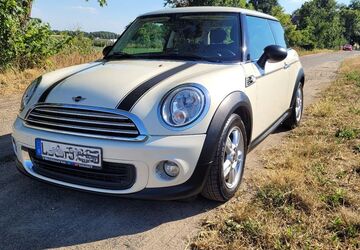 Mini ONE 93.000 km 6.800 &euro; Mittenwalde 15749