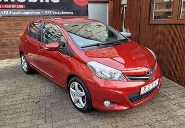 Toyota Yaris 40.000 km 10.980 &euro; Berlin 10627