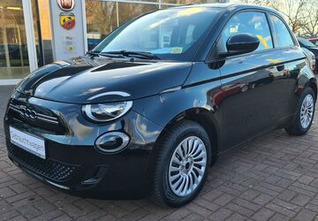 Fiat 500e 28.890 km 16.999 &euro; Berlin 13599