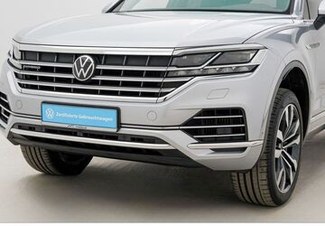 VW Touareg 56.745 km 47.689 &euro; Berlin 13088