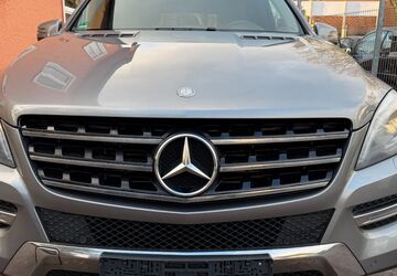 Mercedes-Benz ML 350 370.000 km 11.900 &euro; Berlin 13597