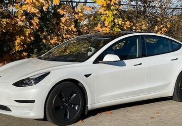 Tesla Model 3 89.500 km 21.500 &euro; Hennigsdorf 16761