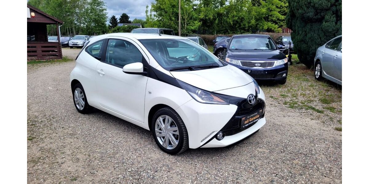 Toyota Aygo (X) 46.000 km 7.290 &euro; Berlin 13127