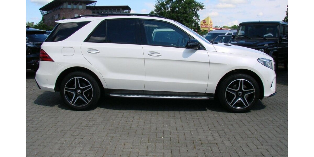 Mercedes-Benz GLE 350 AMG 4Matic Distronic+ LED Pano AHK H&K 94.231 km 35.980 &euro; Falkensee 14612