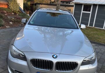 BMW 520 208.000 km 8.900 &euro; Berlin 13059