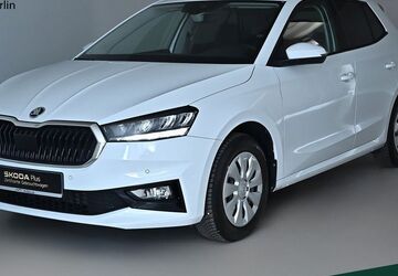 Skoda Fabia 18.524 km 18.189 &euro; Berlin 13088
