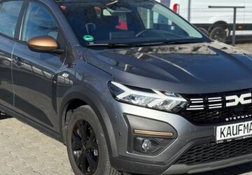 Dacia Sandero 11.852 km 15.890 &euro; Berlin 13581