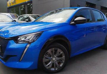 Peugeot 208 19.294 km 16.480 &euro; Potsdam 14480
