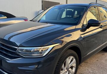 VW Tiguan 98.000 km 24.990 &euro; BERLIN 13581