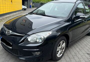 Hyundai i30 220.000 km 2.499 &euro; Berlin 13055