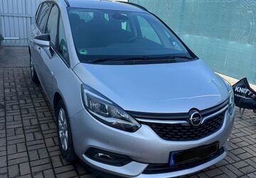 Opel Zafira Tourer 112.337 km 14.998 &euro; Berlin 13088