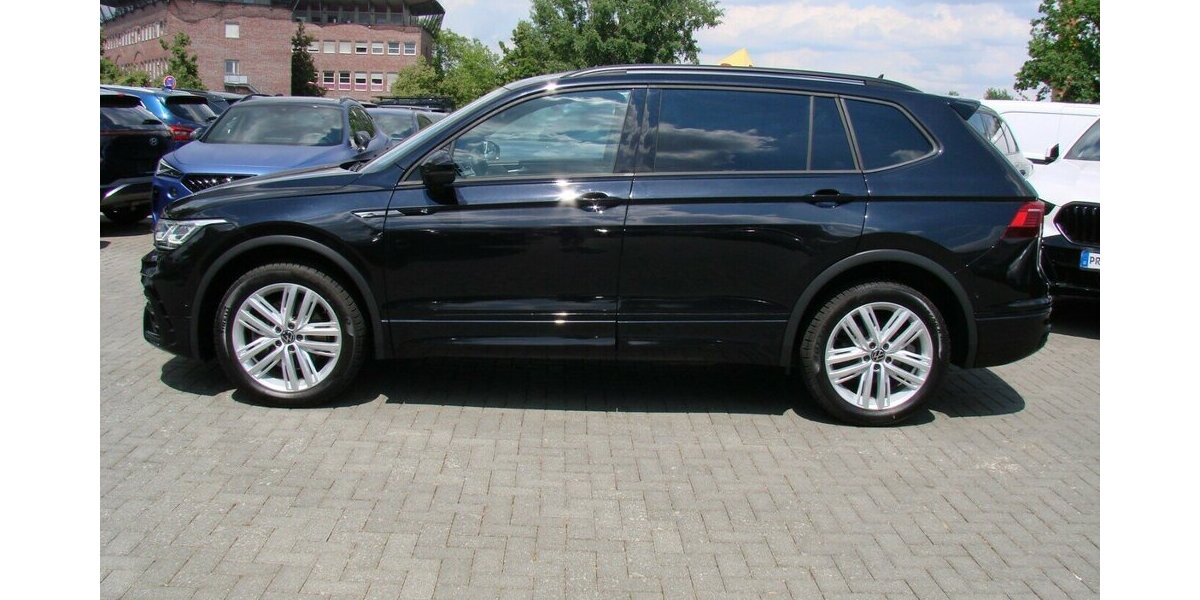VW Tiguan Allspace 2.0TDi R-Line 4M Black Style ACC S 56.321 km 37.980 &euro; Falkensee 14612