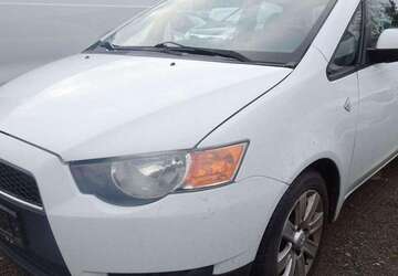 Mitsubishi Colt 222.310 km 1.450 &euro; Falkensee 14612