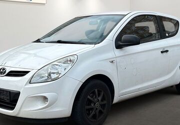 Hyundai i20 299.984 km 699 &euro; Berlin 12681