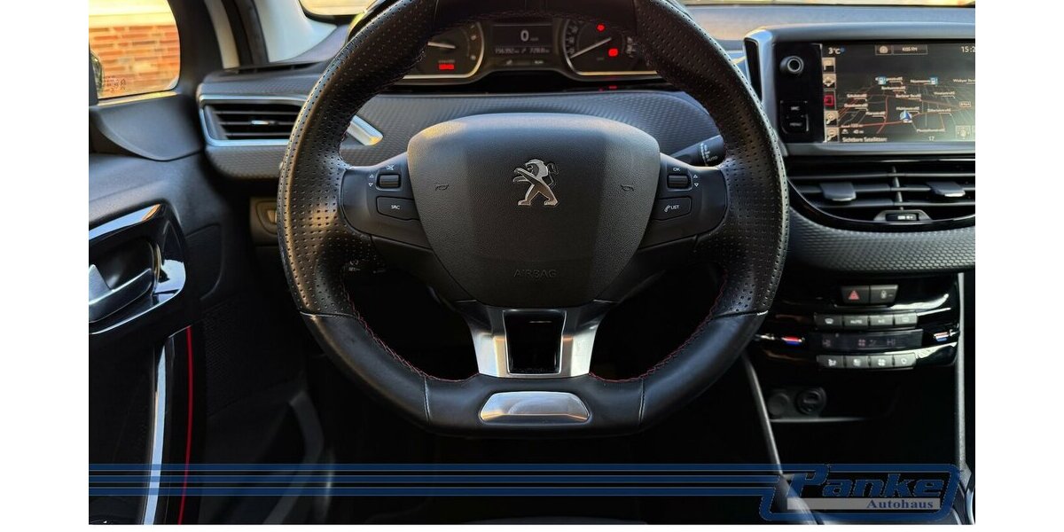 Peugeot 208 Allure*GT-Line*Pano*U-Connect*SHZ*R-Cam* 156.392 km 7.850 &euro; Berlin 13187