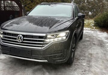 VW Touareg 130.000 km 30.000 &euro; Berlin 13509