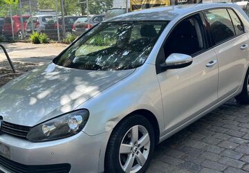 VW Golf 195.000 km 3.500 &euro; Berlin 13359