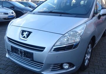 Peugeot 5008 210.000 km 2.990 &euro; Berlin 12347