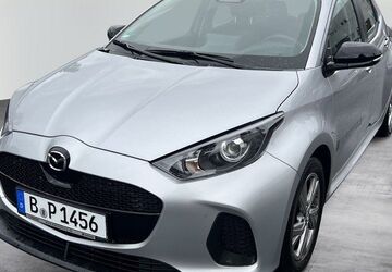 Mazda 2 Hybrid 5.980 km 22.990 &euro; Berlin 13599