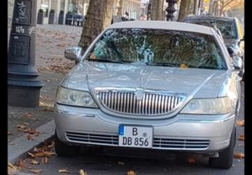 Lincoln Town Car 295.588 km 5.900 &euro; Berlin 13403