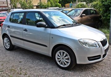 Skoda Fabia 125.500 km 3.799 &euro; Berlin 13057