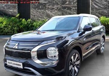 Mitsubishi Outlander 5.500 km 49.990 &euro; Stahnsdorf 14532
