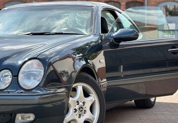 Mercedes-Benz CLK 320 162.000 km 5.850 &euro; Berlin 10117