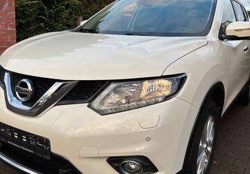 Nissan X-Trail 132.300 km 10.900 &euro; berlin 12207