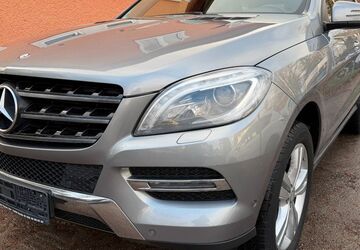 Mercedes-Benz ML 350 360.000 km 12.900 &euro; berlin 13509