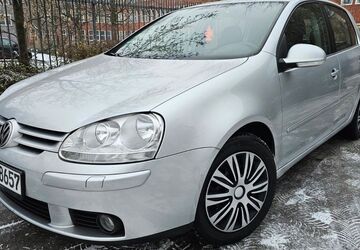 VW Golf 182.000 km 2.700 &euro; Berlin 13353