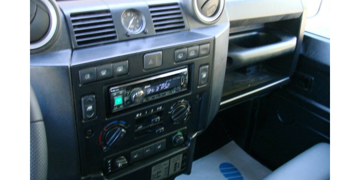 Land Rover Defender 110 E Station Wagon 7-Sitzer LED Leder AH 119.107 km 55.980 &euro; Falkensee 14612