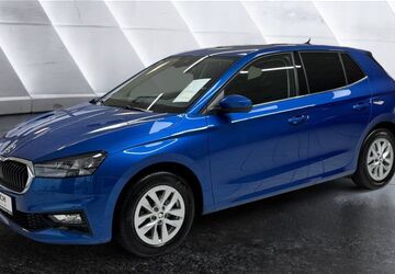 Skoda Fabia 12.069 km 19.400 &euro; Berlin 10553