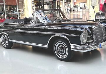 Mercedes-Benz 220 19.262 km 99.800 &euro; Berlin 10553