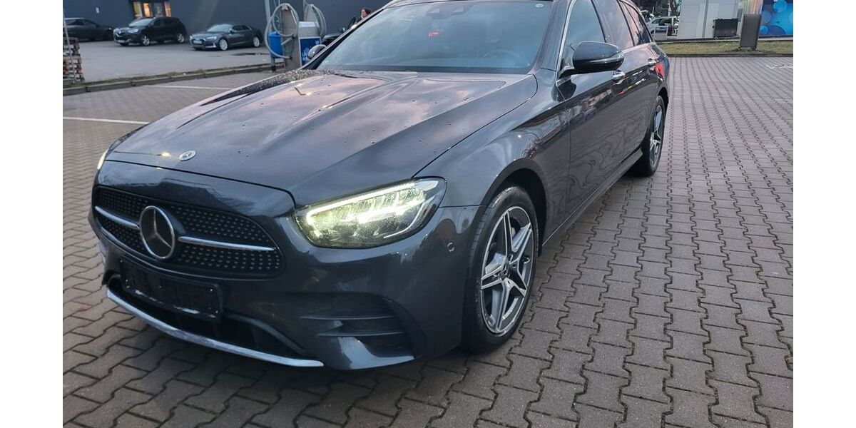 Mercedes-Benz E 300 154.129 km 25.650 &euro; Berlin 13435