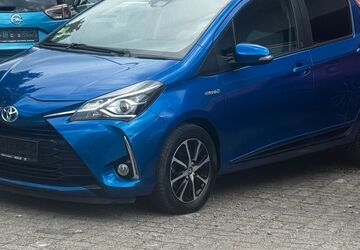 Toyota Yaris 125.201 km 11.990 &euro; Berlin 12099