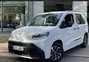 Toyota Proace (Verso) 2.009 km 30.990 &euro; Berlin 13403