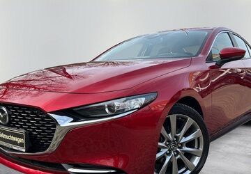 Mazda 3 31.134 km 22.990 &euro; Berlin 12247