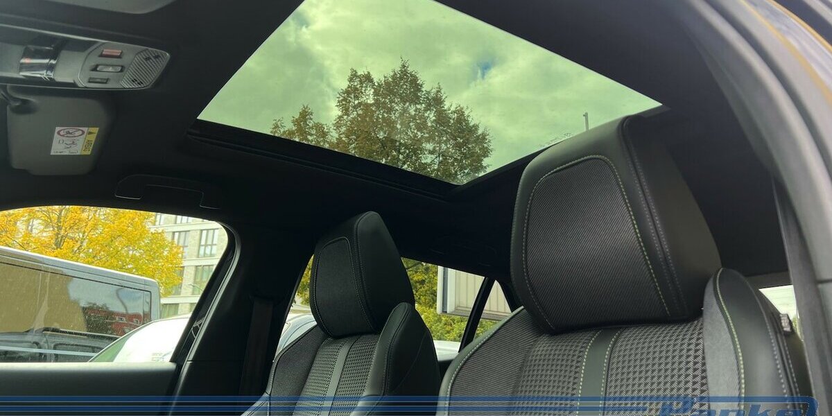 Peugeot 2008 GT 155 EAT8*Pano*LED*360°*TotWinkel*NAV* 36.726 km 18.990 &euro; Berlin 13187