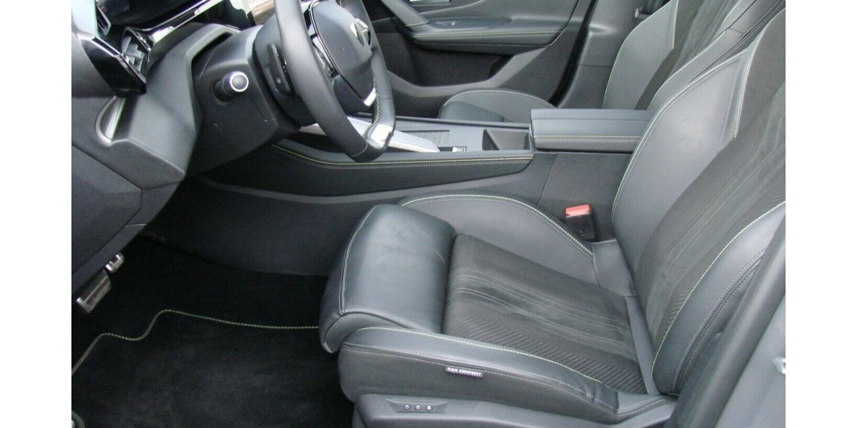 Peugeot 308 1.5 BlueHDi GT Premium ACC LED AHK Pano Focal 14.551 km 27.980 &euro; Falkensee 14612