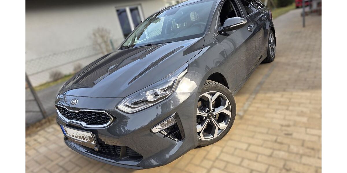 Kia ceed Sportswagon 49.000 km 15.500 &euro; Stahnsdorf 14532
