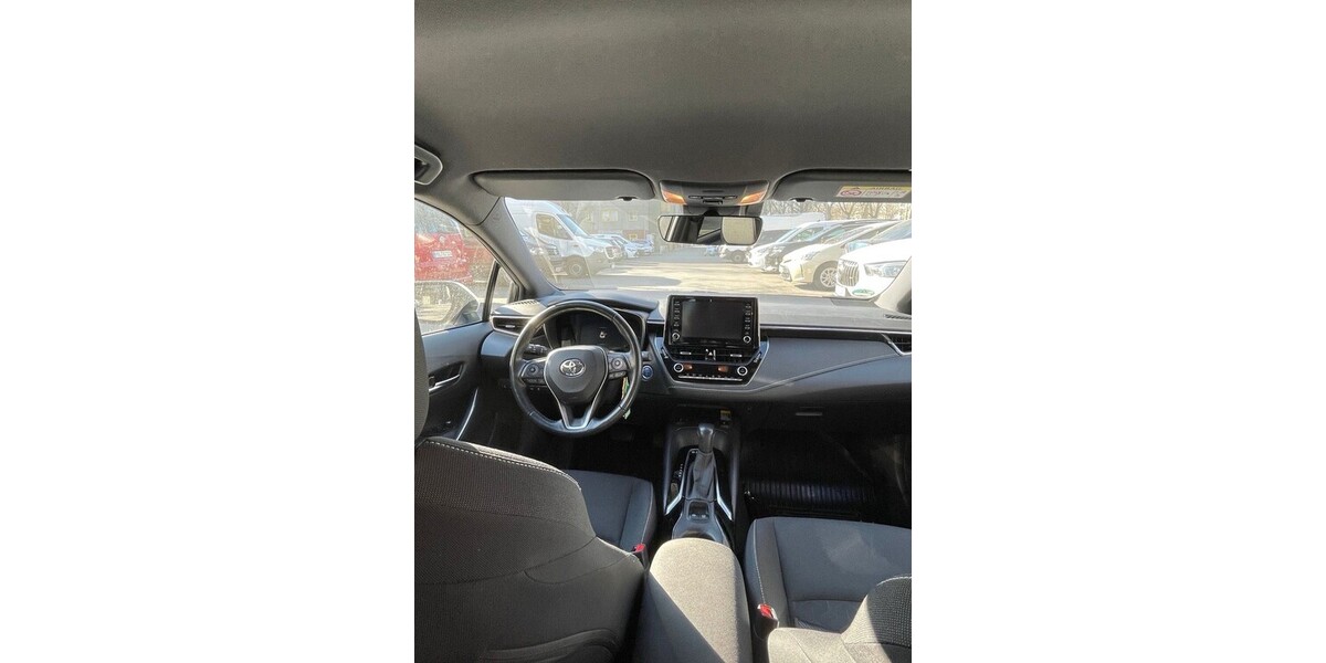 Toyota Corolla 38.500 km 20.500 &euro; Berlin 10178