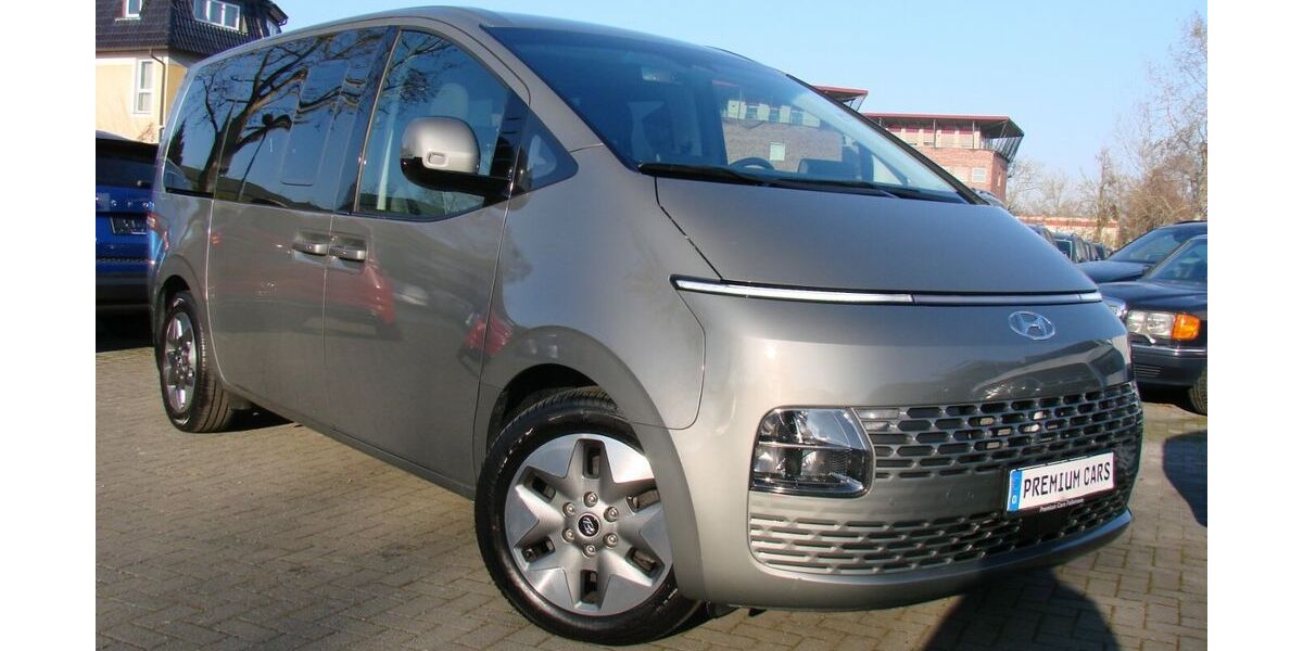 Hyundai STARIA 24.308 km 37.980 &euro; Falkensee 14612