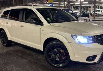 Fiat Freemont 188.000 km 9.900 &euro; berlin 13355