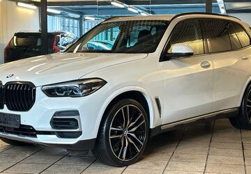 BMW X5 82.284 km 49.950 &euro; Berlin 10829