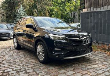 Opel Grandland (X) 154.000 km 11.800 &euro; Berlin 12103